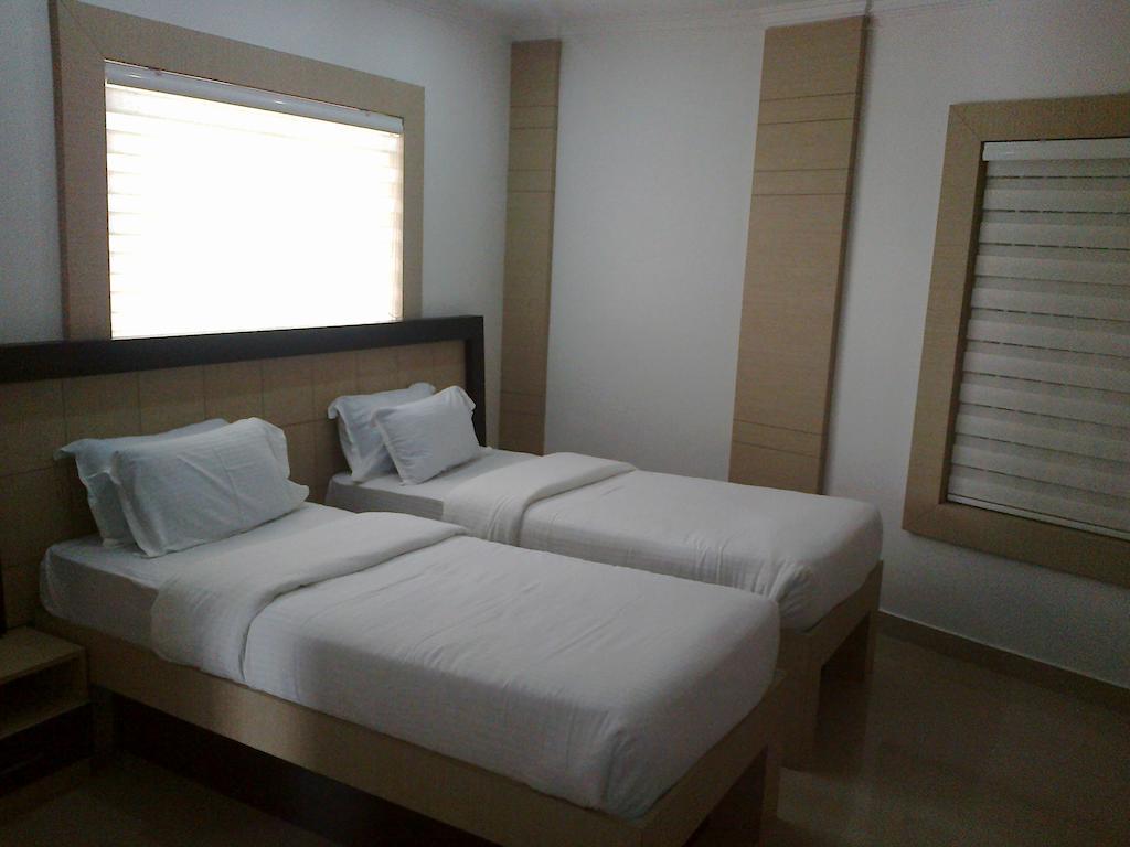 Holiday Hill Hotel & Suites Sultan Bathery Ruang foto