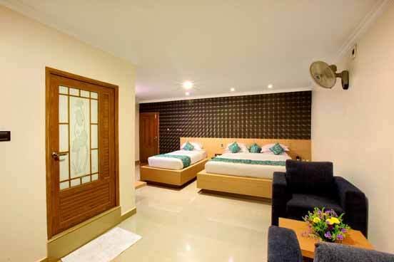Holiday Hill Hotel & Suites Sultan Bathery Bagian luar foto